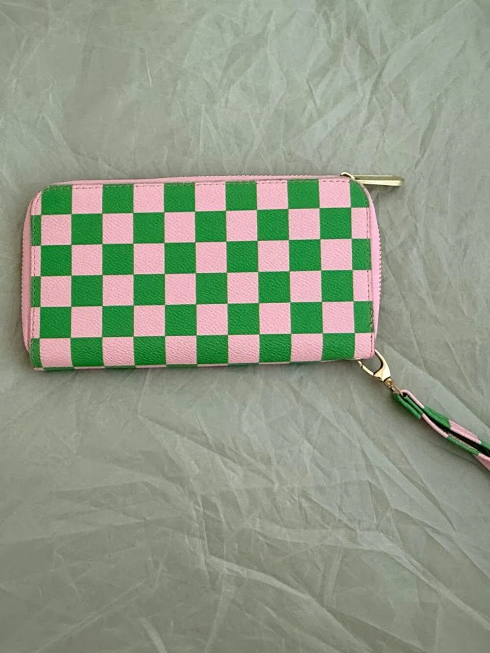 Pink & Green Checkered Weekender/Duffle Bag + Matching Zip Wallet/Card Case 4pc